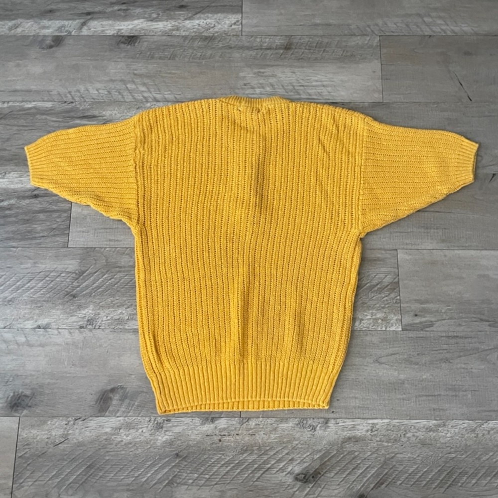 Vintage Sergio Valente Women’s Yellow Sweater button up Size 40 - Picture 3 of 3